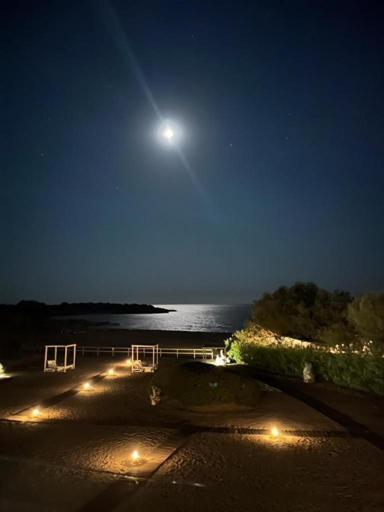 Cedar Bay Beachside Villas Paleochora Buitenkant foto