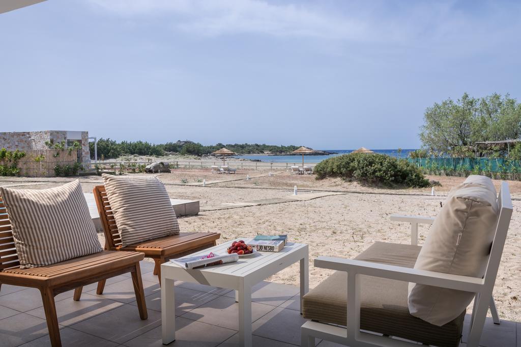 Cedar Bay Beachside Villas Paleochora Buitenkant foto