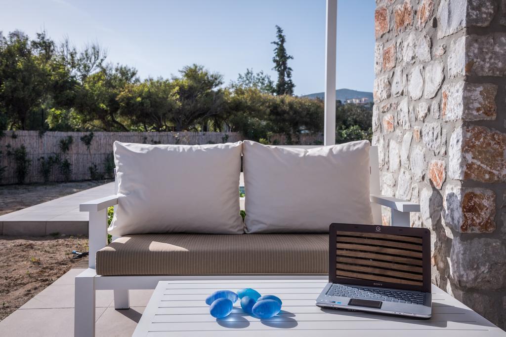 Cedar Bay Beachside Villas Paleochora Buitenkant foto