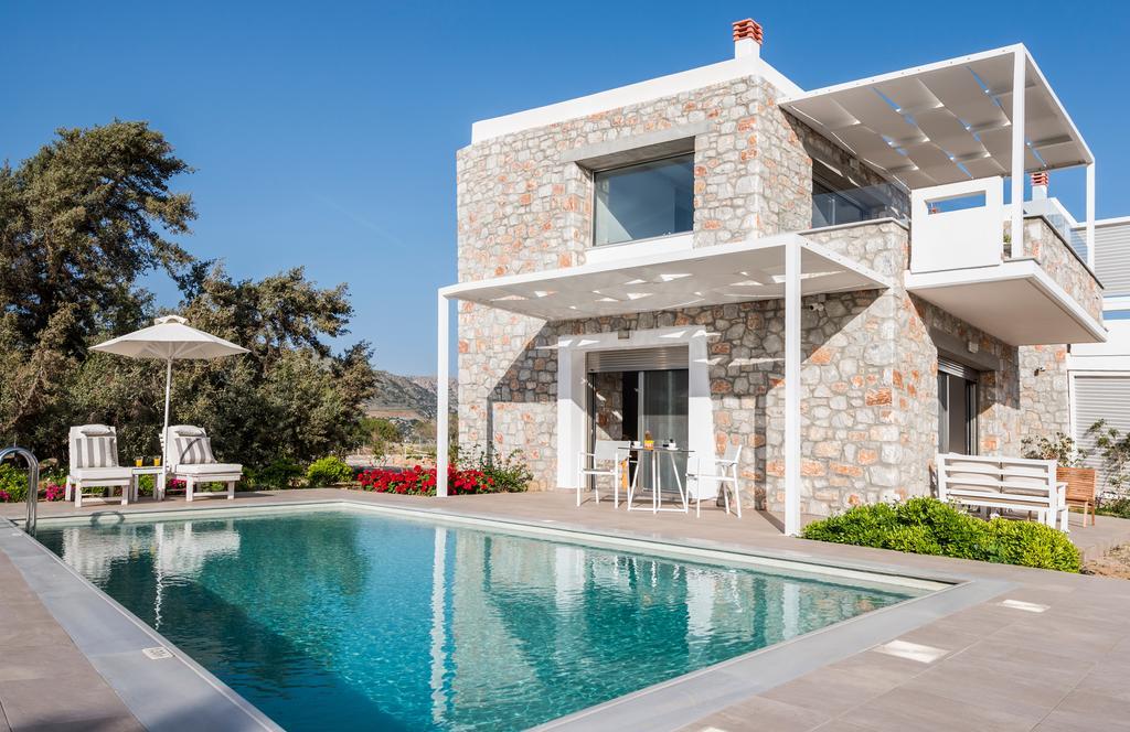 Cedar Bay Beachside Villas Paleochora Buitenkant foto