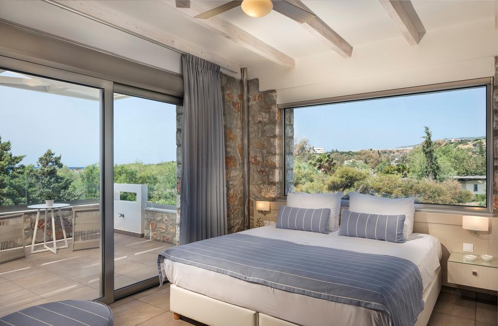 Cedar Bay Beachside Villas Paleochora Buitenkant foto